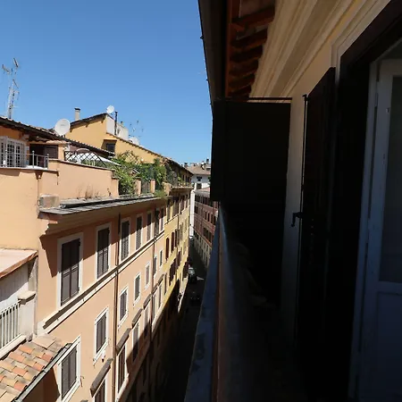 Parlamento Konukevi Roma