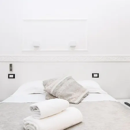 Guest house Parlamento 4*