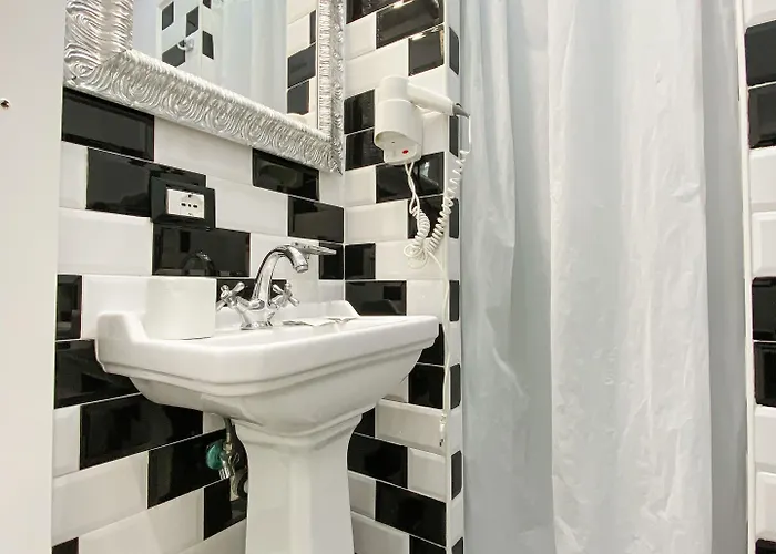 בית הארחה Parlamento 4*