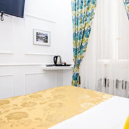 Parlamento Penzion 4*